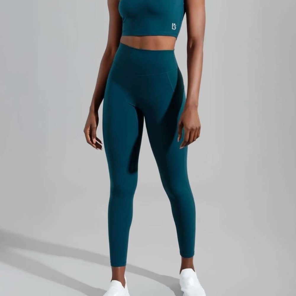 Buff bunny leggings